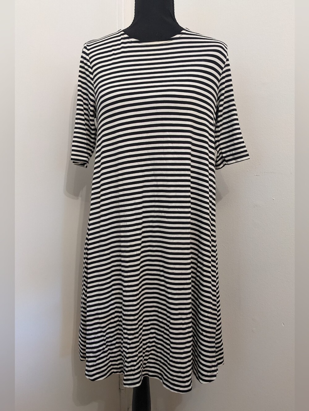 Old Navy Black and White Striped Midi Dress | Women's Size Small